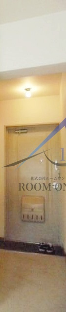 ハイ・シティ三軒茶屋第2の玄関|玄関です。