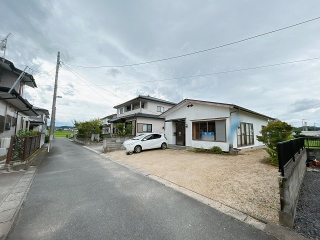 中古戸建　西郷村大字熊倉字折口原　熊倉小・西郷第一中の前面道路含む現地写真