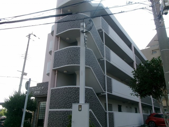 フェリスメンテ狩口台の外観