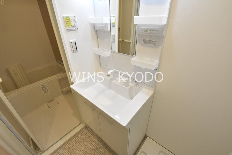 世田谷区経堂４丁目の賃貸マンションの洗面所