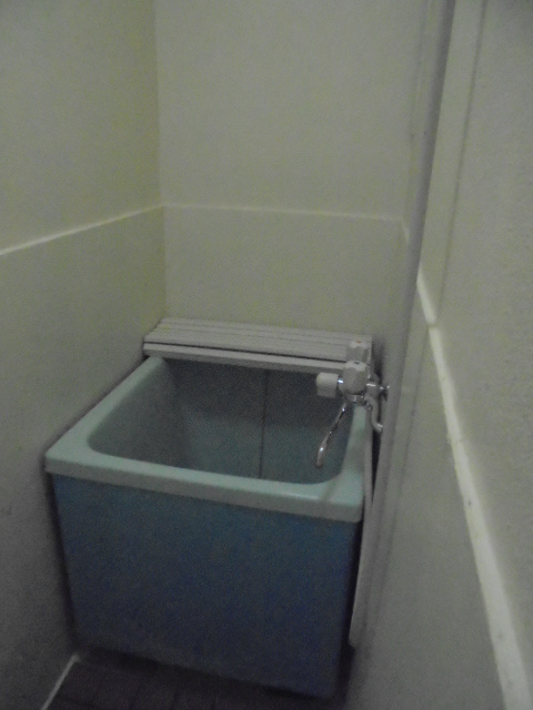 泉屋ビル