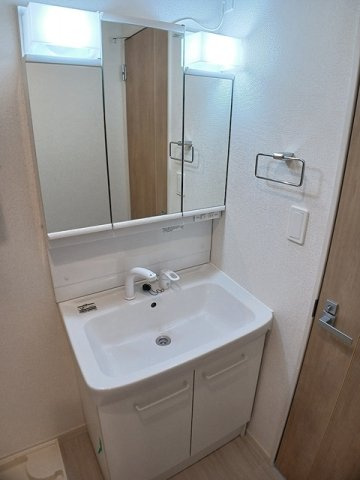 イリゼ府中の洗面所