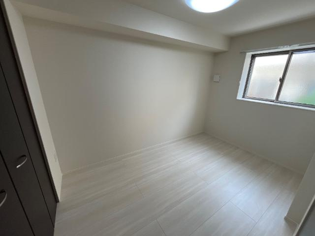 仮）八王子市北野町マンション新築工事の内装|洋室