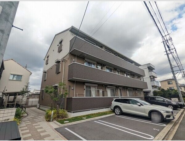 セレーノ古新の外観