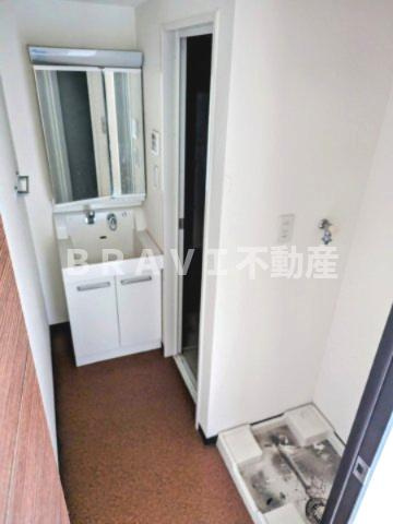 エスライズ本町東　BRAVI不動産の独立洗面台|【エスライズ本町東】独立洗面台で身支度をすべて済ませてしまいましょう