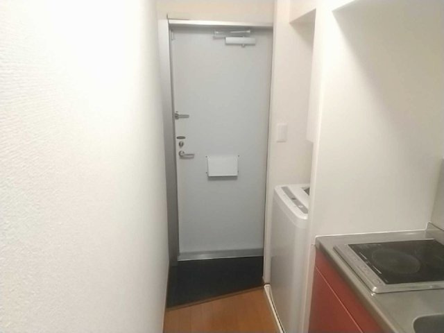 レオパレスＭＡＣＨＩＤＡの玄関