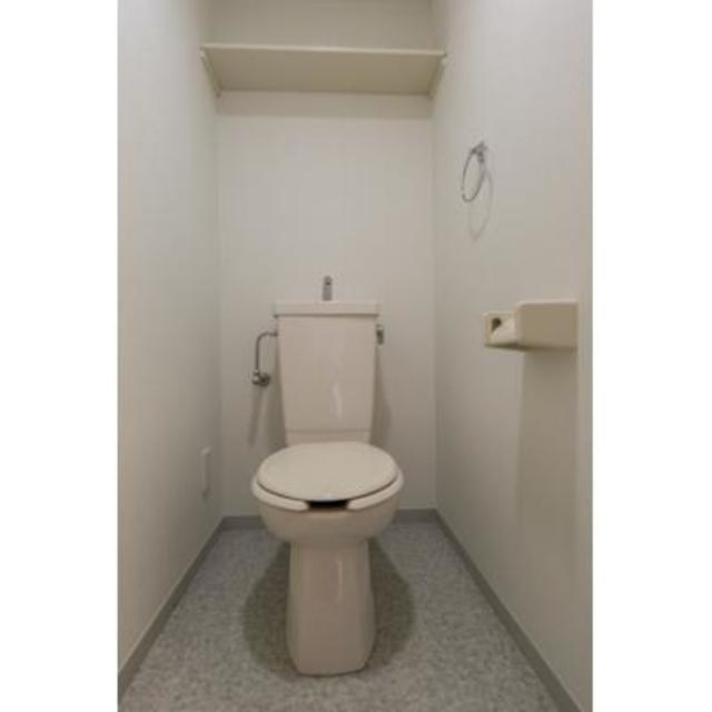 コーボック国領のトイレ|※写真は同タイプ住戸です。