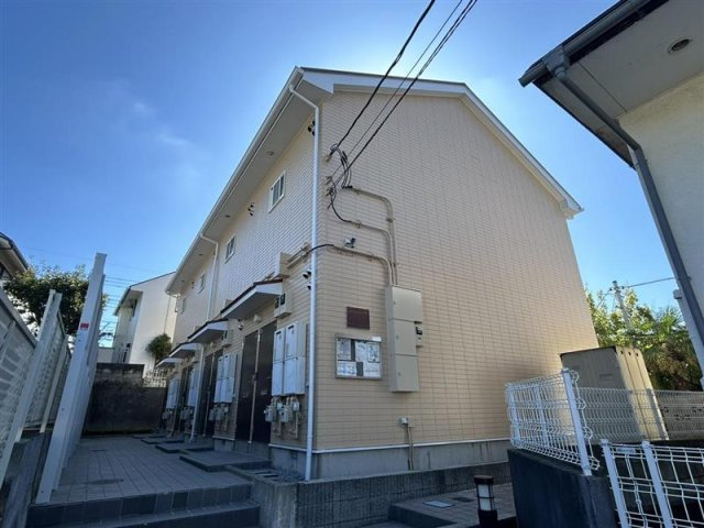 レオパレス中原の外観|２０２３年９月に塗装