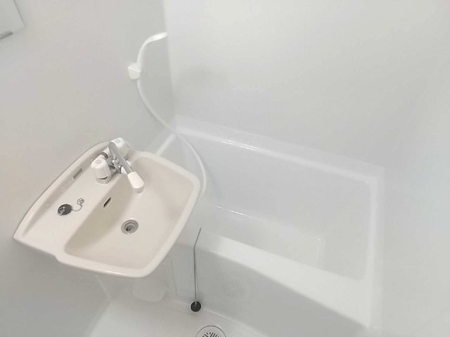 レオパレスＫ＆Ｈの浴室