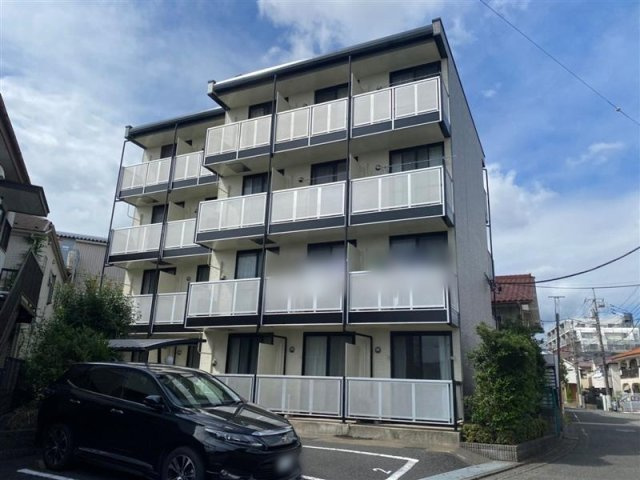 レオパレスサンモールの外観