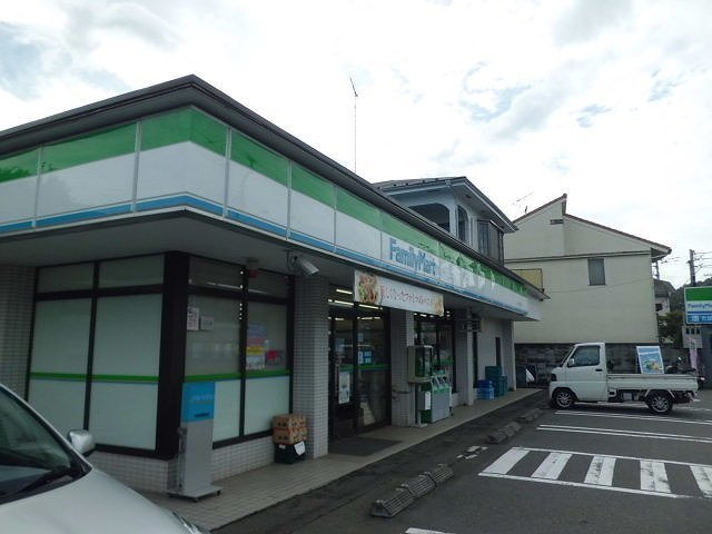 リバーサイドＮＩＳＨＩＤＡの周辺|ファミリーマートまで600m