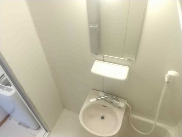レオパレスＨＳＩ　ＲＩＶＥＲの内装