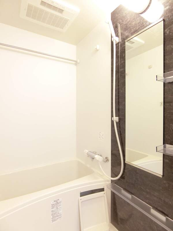 リブリ・Petit Platの浴室