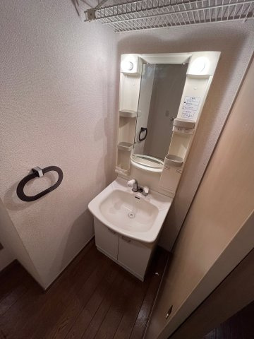 パーシモンの洗面所