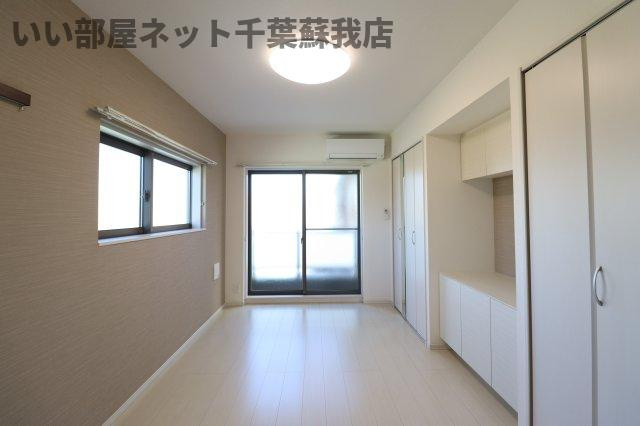 グレイス本千葉の洋室|個人の部屋や寝室として使える洋室です