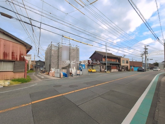 【前面道路含む現地写真】 | 東海市養父町01期　１号棟【仲介手数料0円】