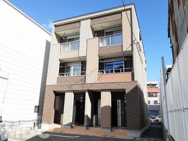 徳島市西新町５丁目のアパートの外観