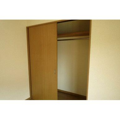 サンフィールドⅢ【キャッシュバック対象物件】の収納|ちょっとした収納スペースも充実しています