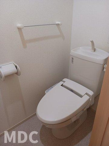 徳島市中前川町４丁目のアパートのトイレ