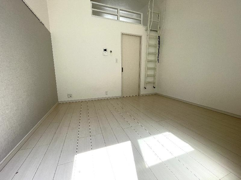 Ｋｏｈｉｍａｒｉ志賀本通の居間・リビング