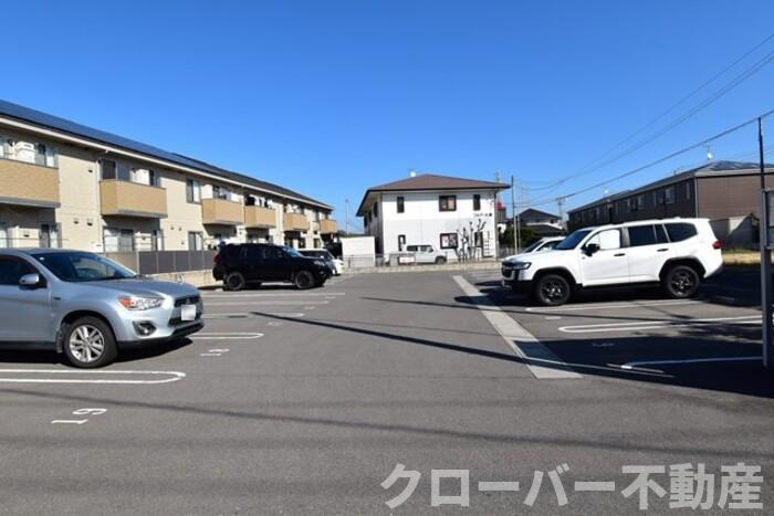 シャンゼリーゼの駐車場|駐車場