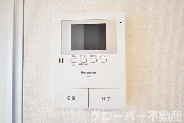 スマートフォー B館のセキュリティ|モニタ付インターホン
