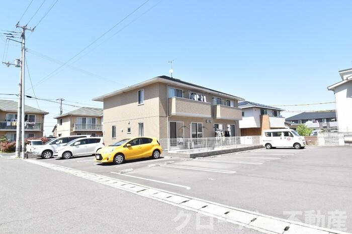 スマートフォー B館の駐車場|駐車場
