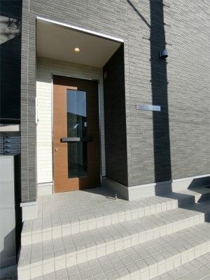 グレイス指扇のエントランス