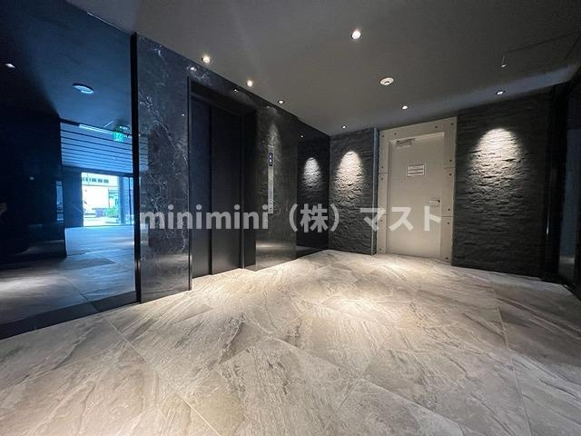 S-RESIDENCE難波大国町Deuxのロビー