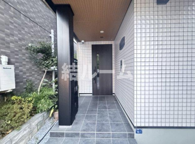 板橋区上板橋１丁目の賃貸マンションのエントランス