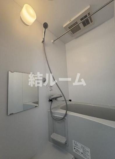 板橋区坂下１丁目のアパートの浴室