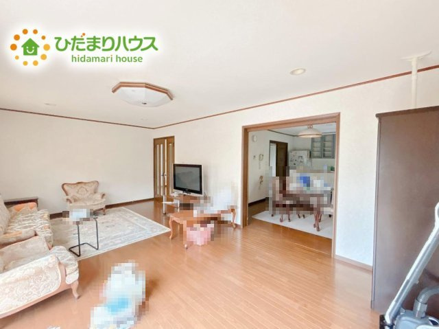 いわき市中央台鹿島2丁目　中古戸建の居間・リビング