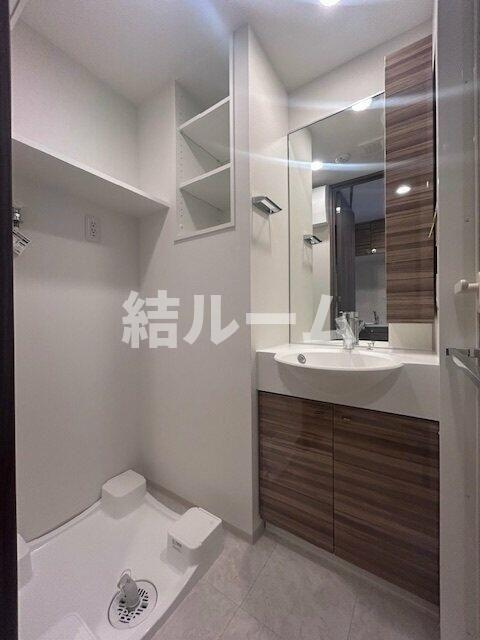 川口市西青木１丁目の賃貸マンションの独立洗面台|別号室参考写真
