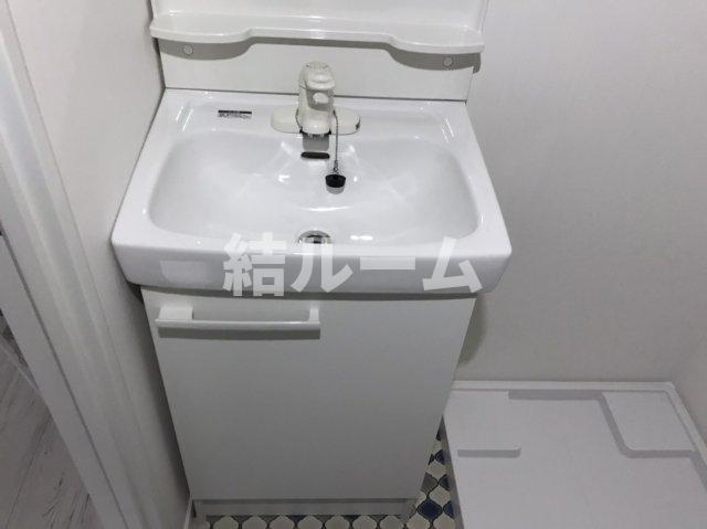練馬区旭町３丁目のアパートの洗面所
