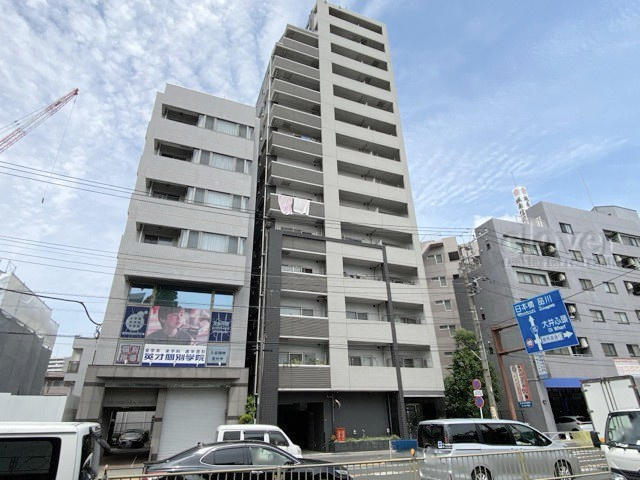 【外観】 | 日神パレステージ南大井 | 手入れの行き届いた外壁やエントランスなど、「見ればわかる」レベルで清潔感を保ったマンションです。築年数を感じさせない姿で皆様をお出迎えします。～即日のご見学可能～　お問合せはお気軽にどうぞ。

