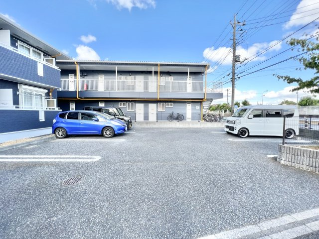 セレシード壱番館の駐車場|駐車場完備です