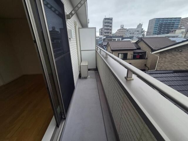 Ｒａｆｆｉｎｅ蕨の展望