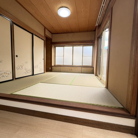 荒川邸貸家の和室|1階和室6帖