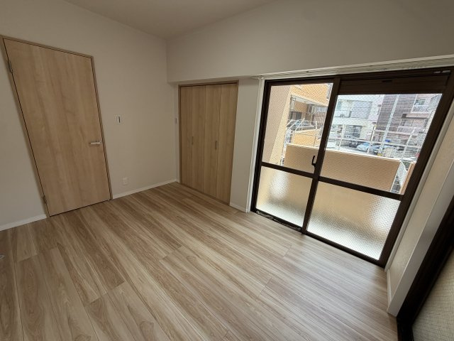 ライオンズマンション松山の寝室