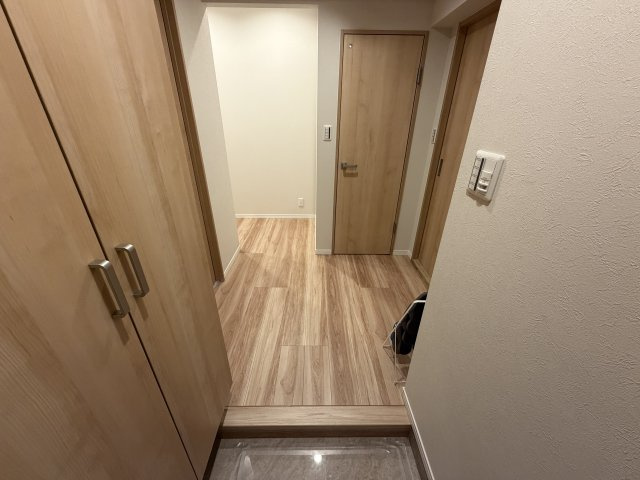 ライオンズマンション松山の玄関