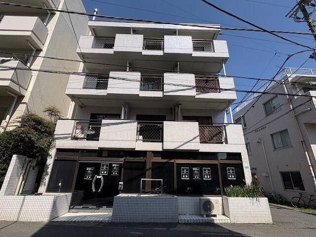 ジュネパレス柏第２８の外観