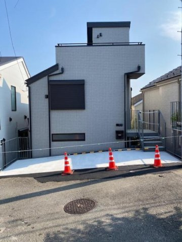 横浜市鶴見区北寺尾6丁目 新築戸建て【仲介手数料無料】