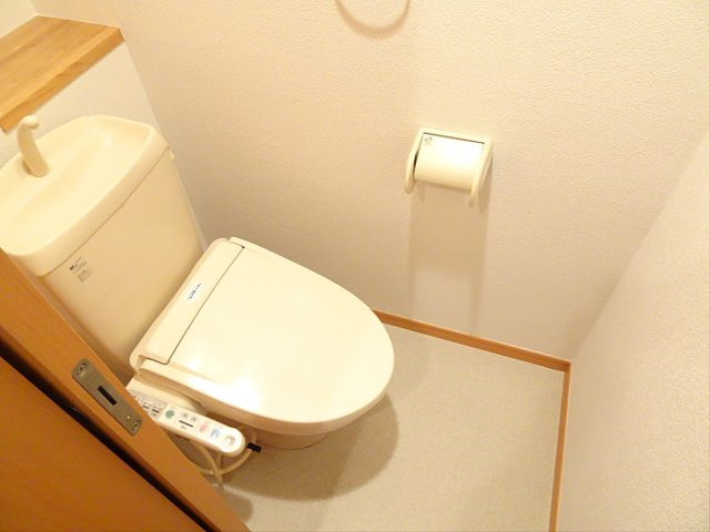 つつじヶ丘グリーンパレスのトイレ|落ち着いた色調のトイレです