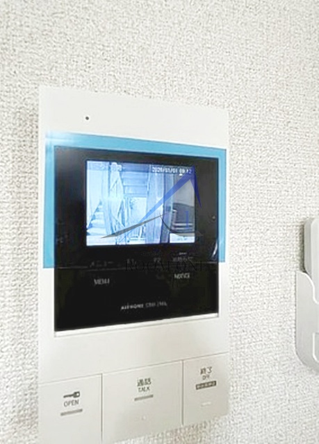 AS吉野町のセキュリティ|モニター付きインターホンです。
