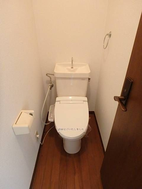 タウンハウス中忠のトイレ