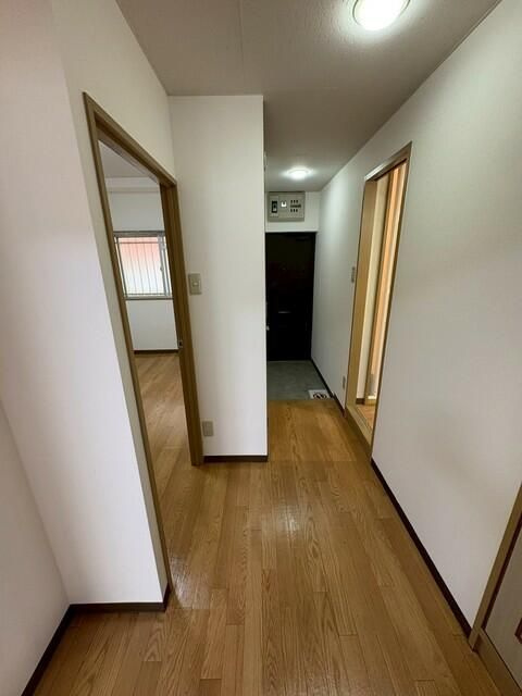 山口ビルの玄関