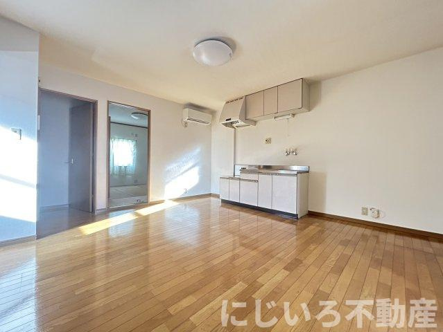 横見サウスハイツの居間・リビング
