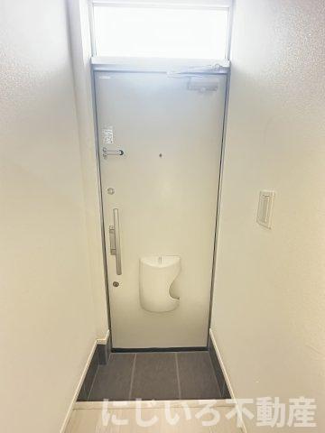 ヴレクールBの玄関