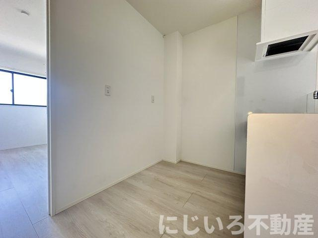ヴレクールBの居間・リビング
