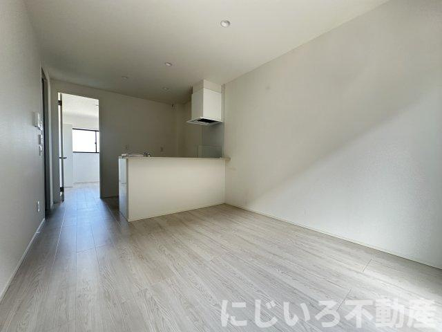 ヴレクールBの居間・リビング